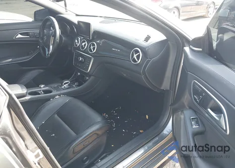 2014 Mercedes-Benz Cla 4Matic z USA, uszkodzony, nr VIN WDDSJ5CB7EN145004